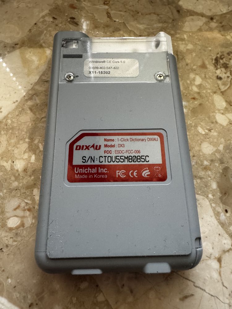 Tłumacz elektroniczny Dixau DX3