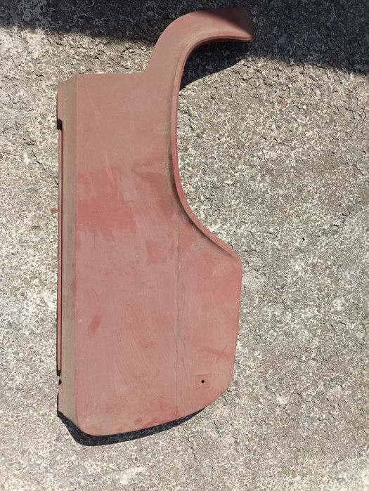 Duży fiat kombi błotnik prawy tył