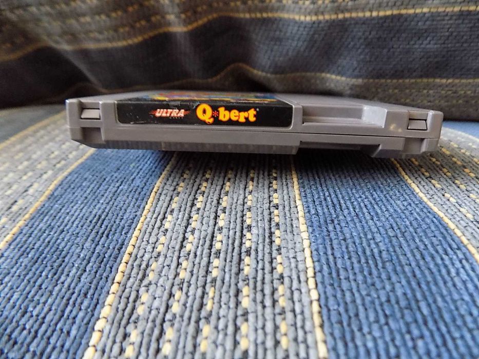 Q*bert - gra na Nintendo Entertainment System (NES) NTSC USA klasyk =)