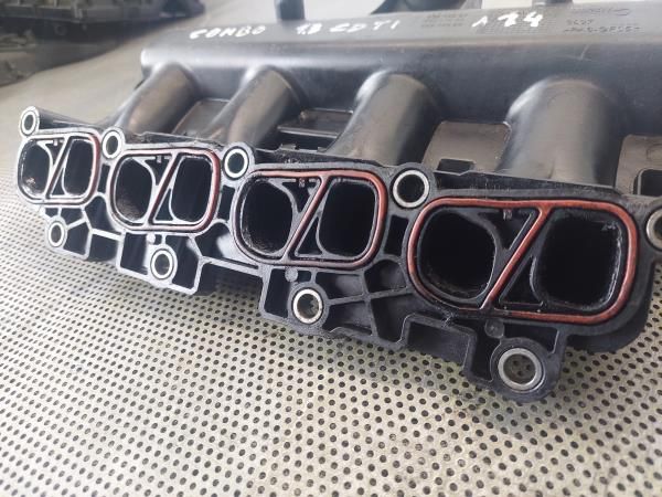 Coletor de admissão OPEL Combo Tour (X12)