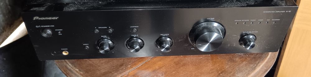 amplificador integrado Pioneer A-10.
