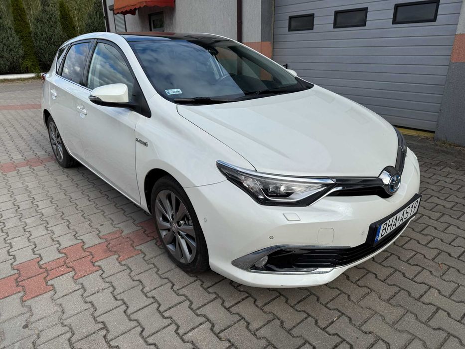 Toyota Auris Hybrid 1.8 • Panoramiczny dach • 2017 • 52 300 km