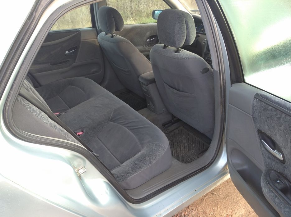 Renault Laguna 1.6 benzyna 2003 długie opłaty