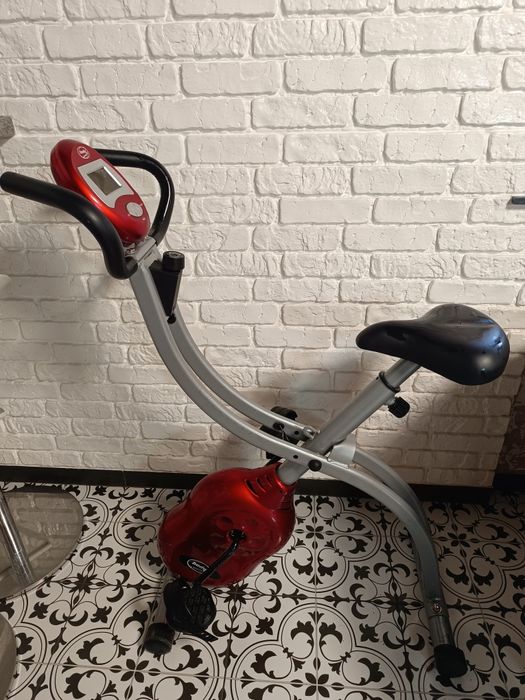 Велотренажер ( велоергометр )