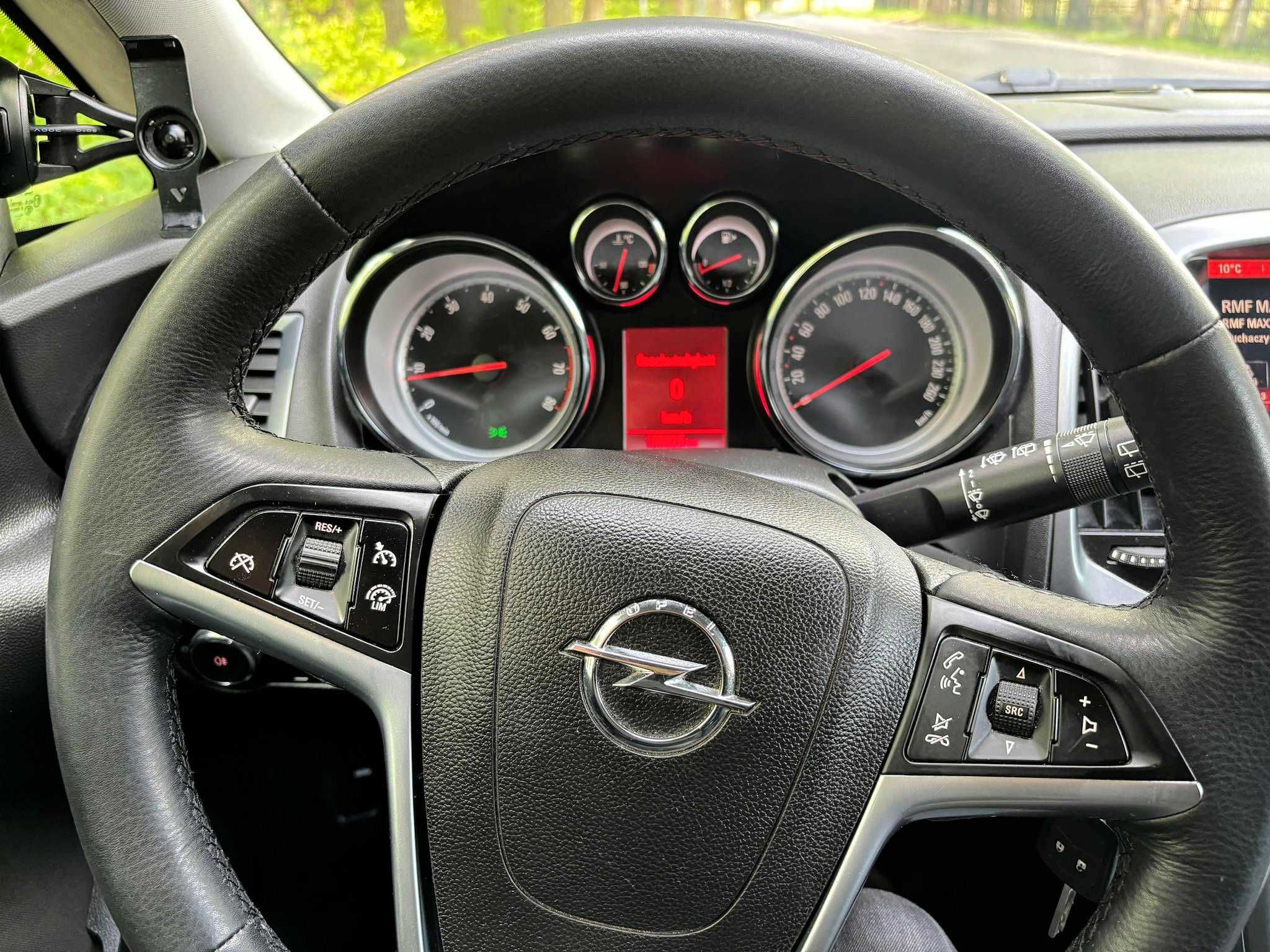 Samochód Opel Astra 1,6 Ecotec 115 KM