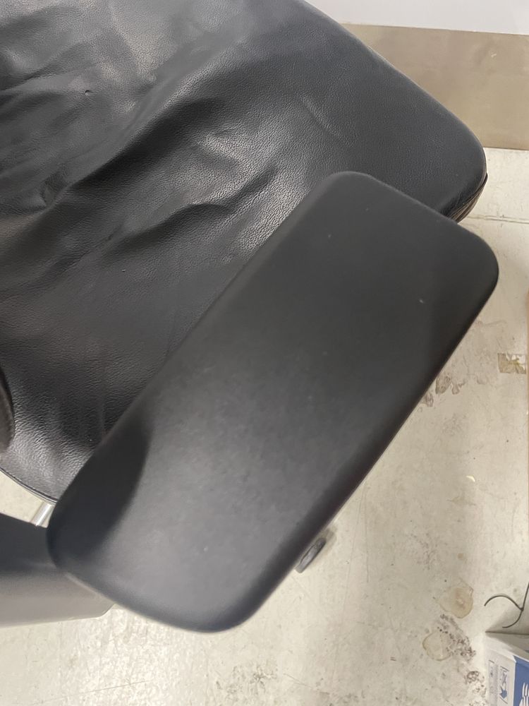 Fotel skórzany biurowy Steelcase Please V2