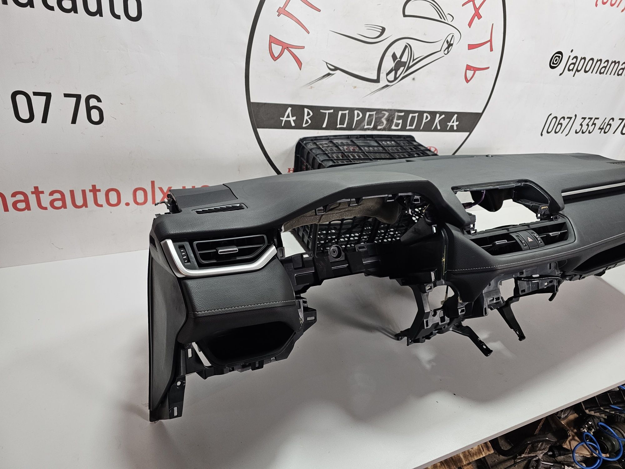 Торпедо панель консоль AIR BAG Toyota RAV 4 XA50 2018 -