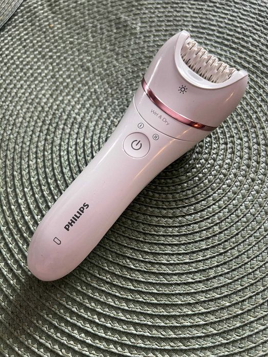 Depilator Philips BRE740/10