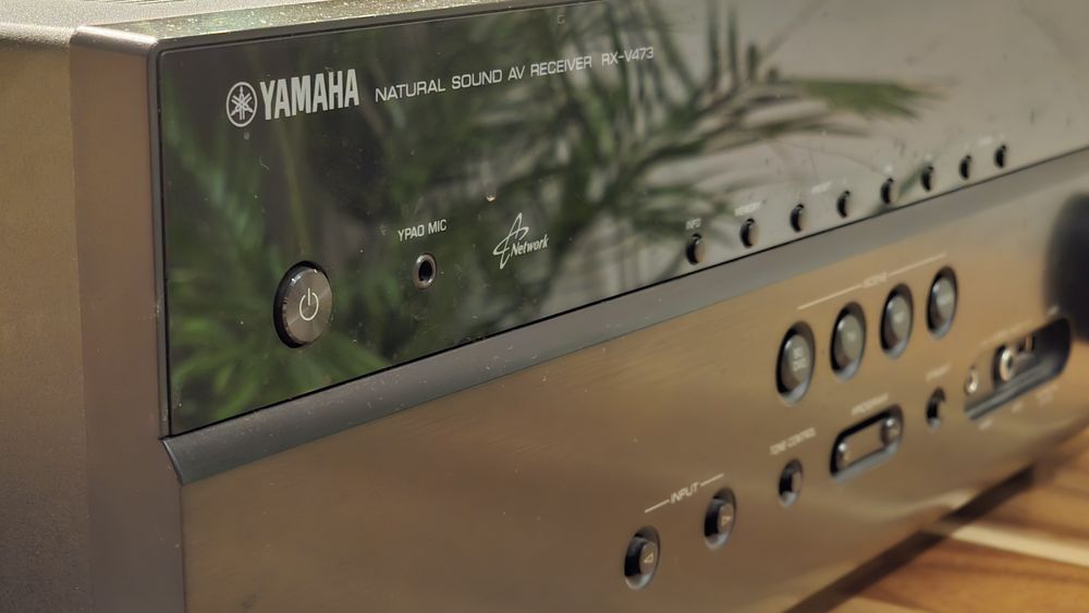 Amplituner YAMAHA RX-V473 - czarny  - zadbany