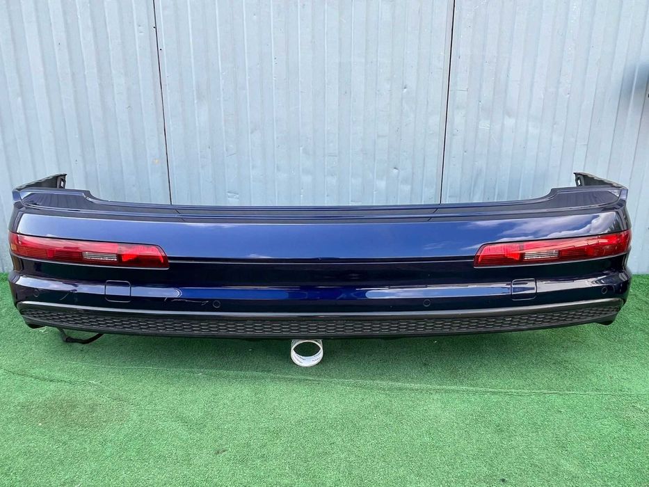 AUDI Q7 4M Бампер задній S-Line