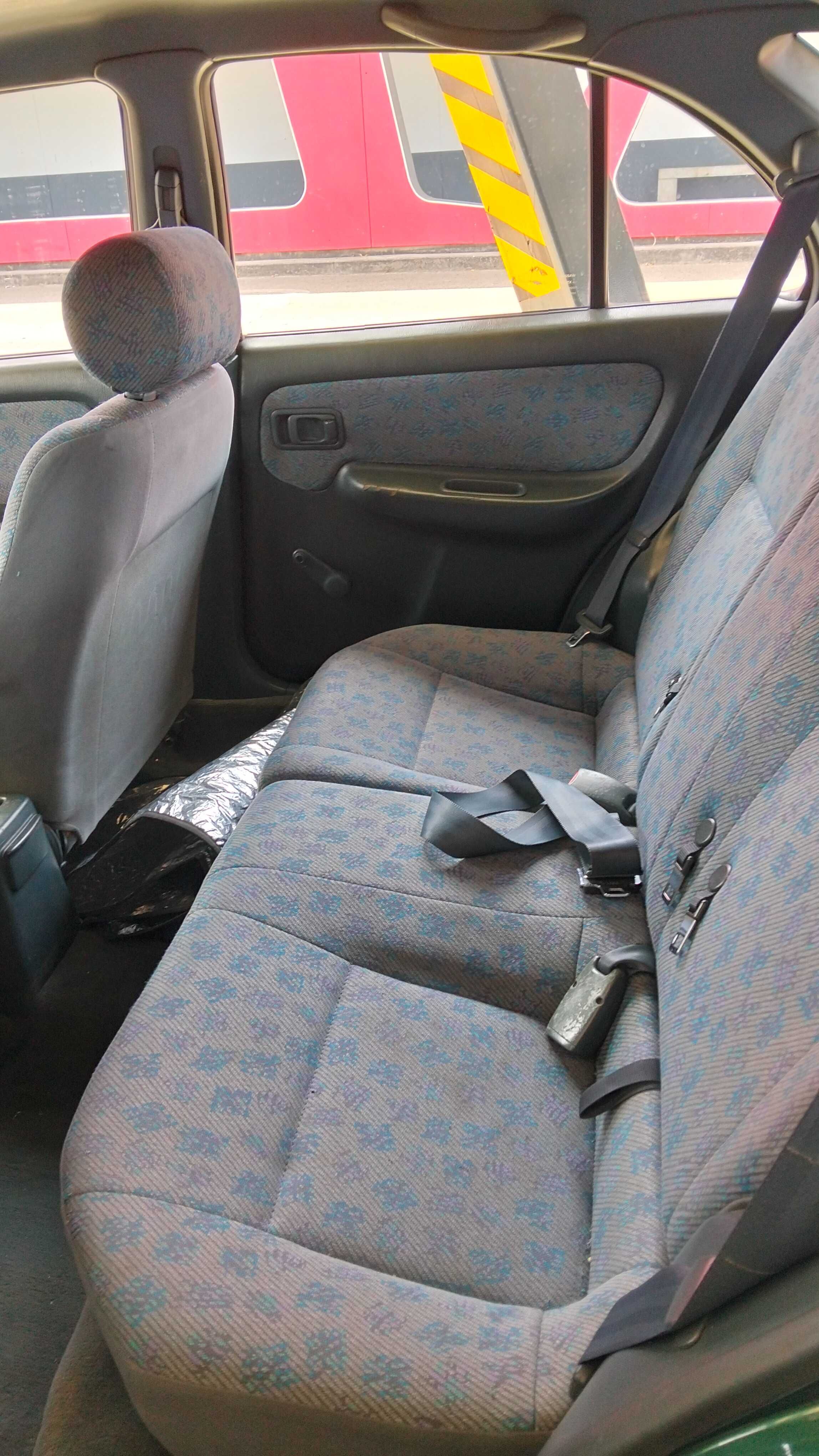 Nissan Almera N15 1.4 87hp AC
