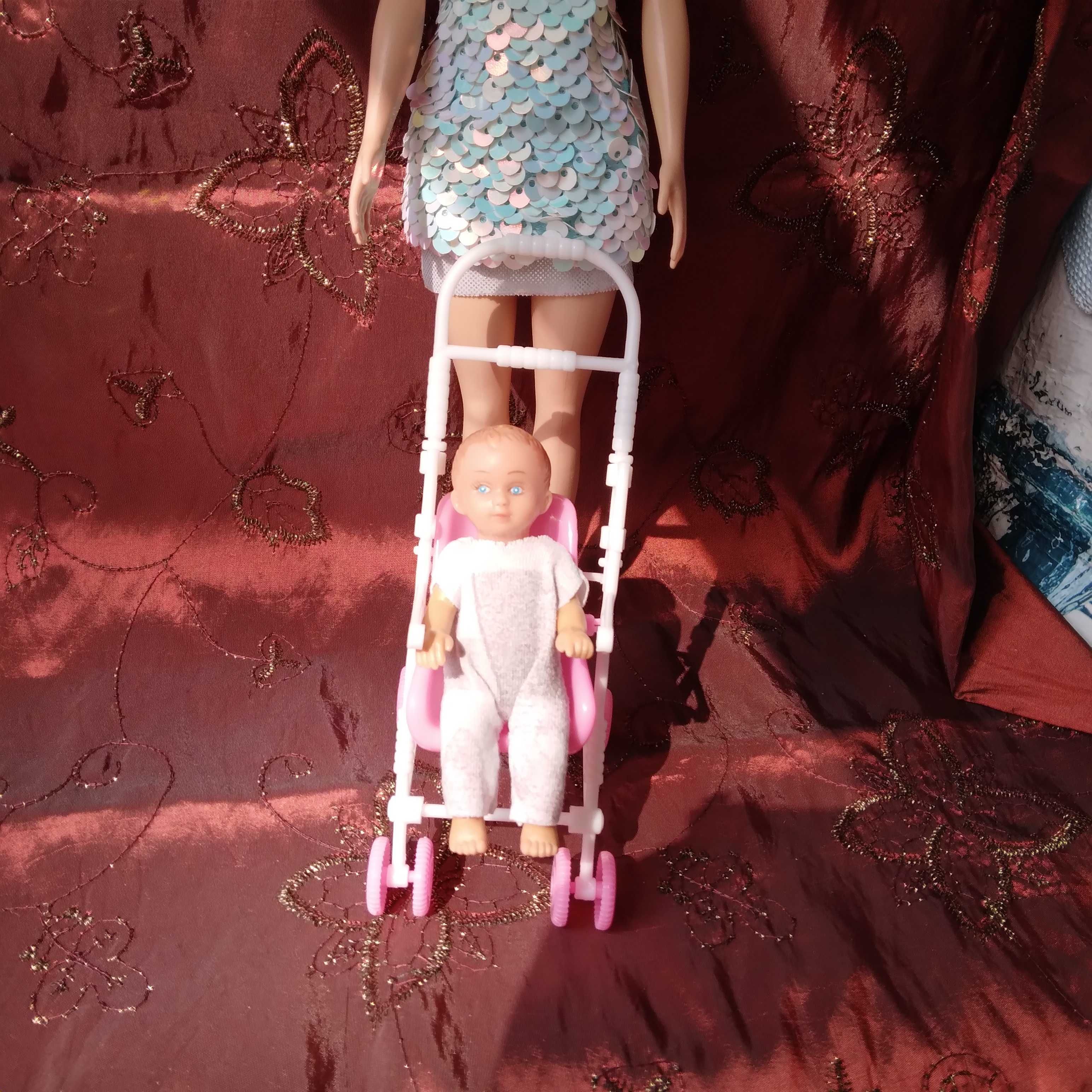 Wózek z mini lalką dla Barbie