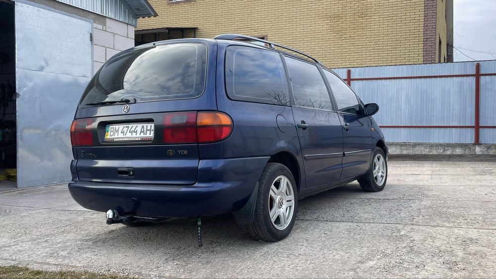 Volkswagen Sharan 1998 1.9 TDI