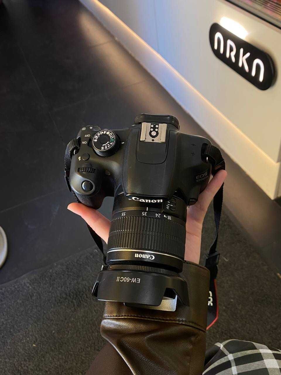 фотоопарат Canon 1200d