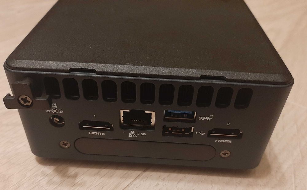 Mini-PC Intel NUC11TNHI5 i5-1135G7 16GB SSD 240GB Win11Pro IGŁA