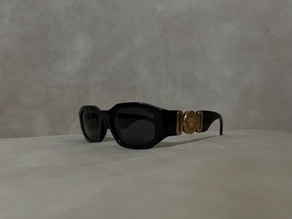 Vendo oculos versace