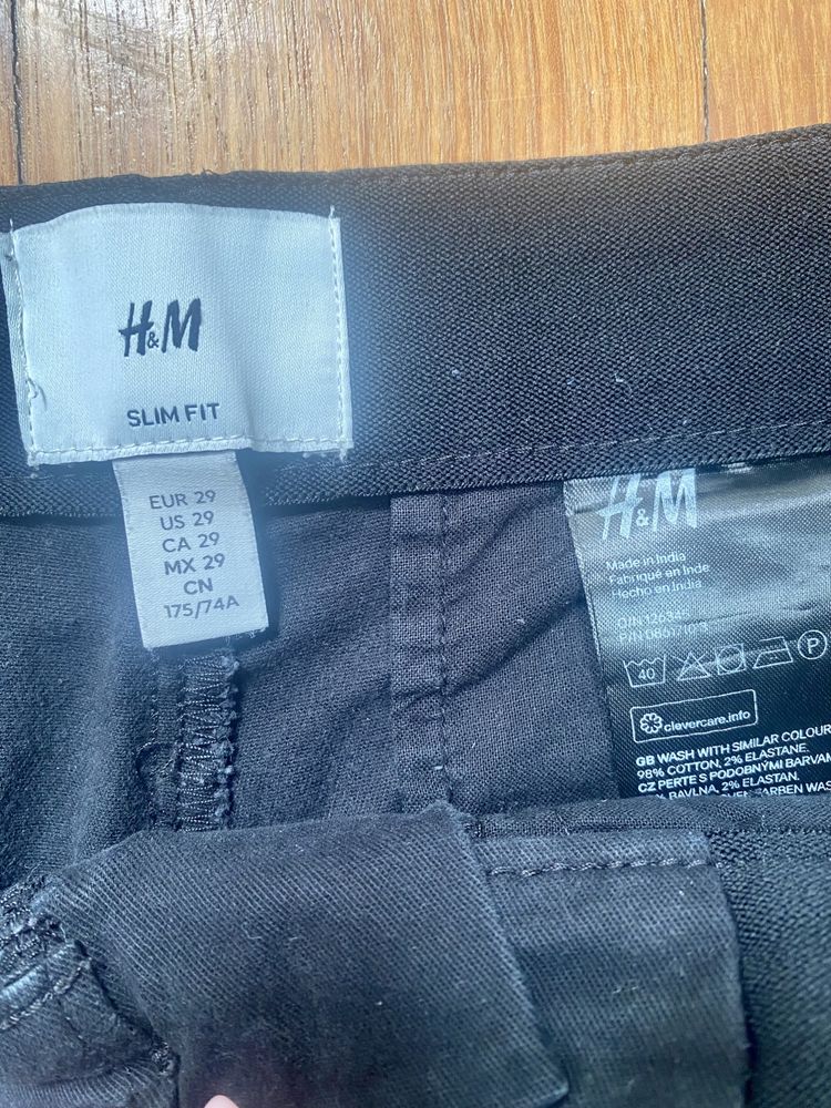 Spodnie męskie czarne H&M rozm. 29, slim fit