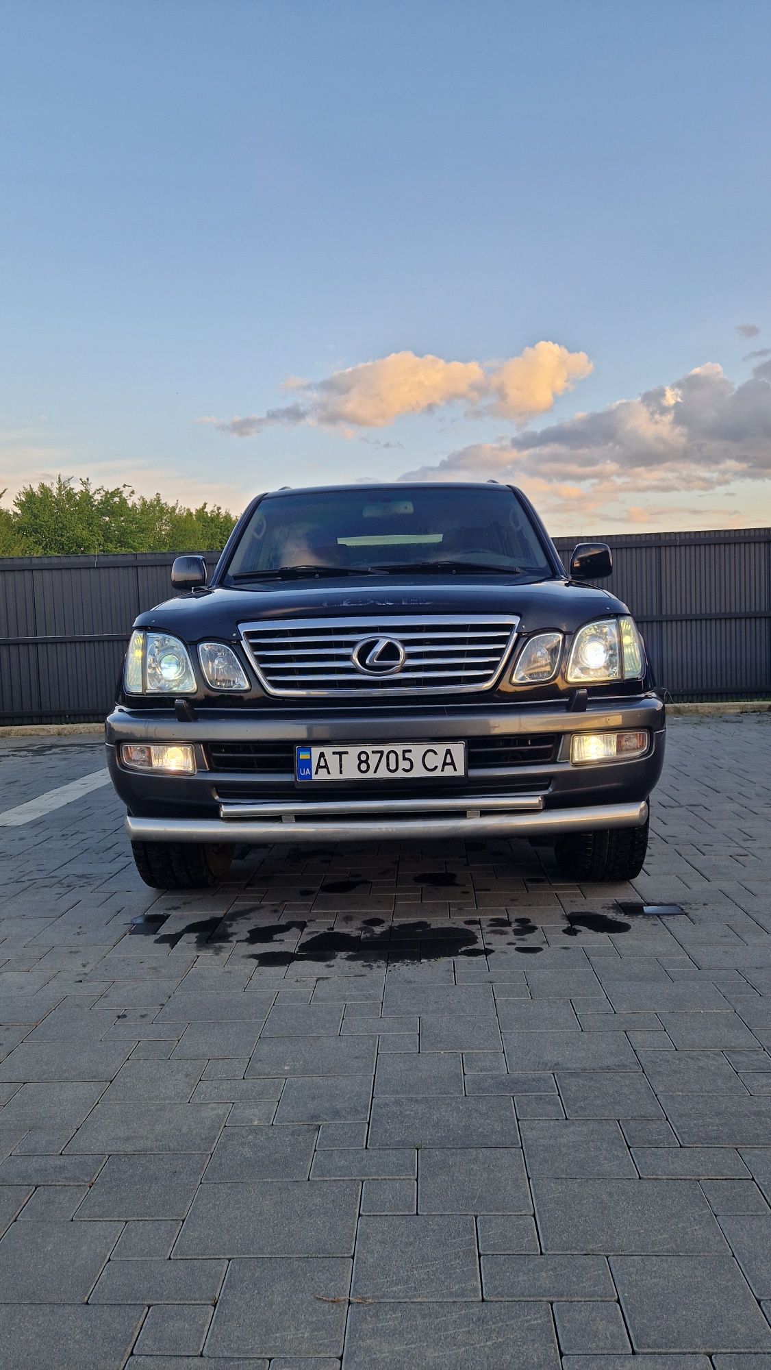 Lexus Lx 470   легкові автомобілі