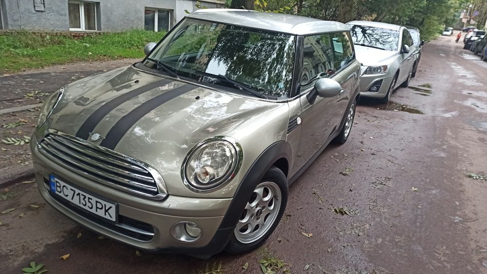 Mini cooper clubman