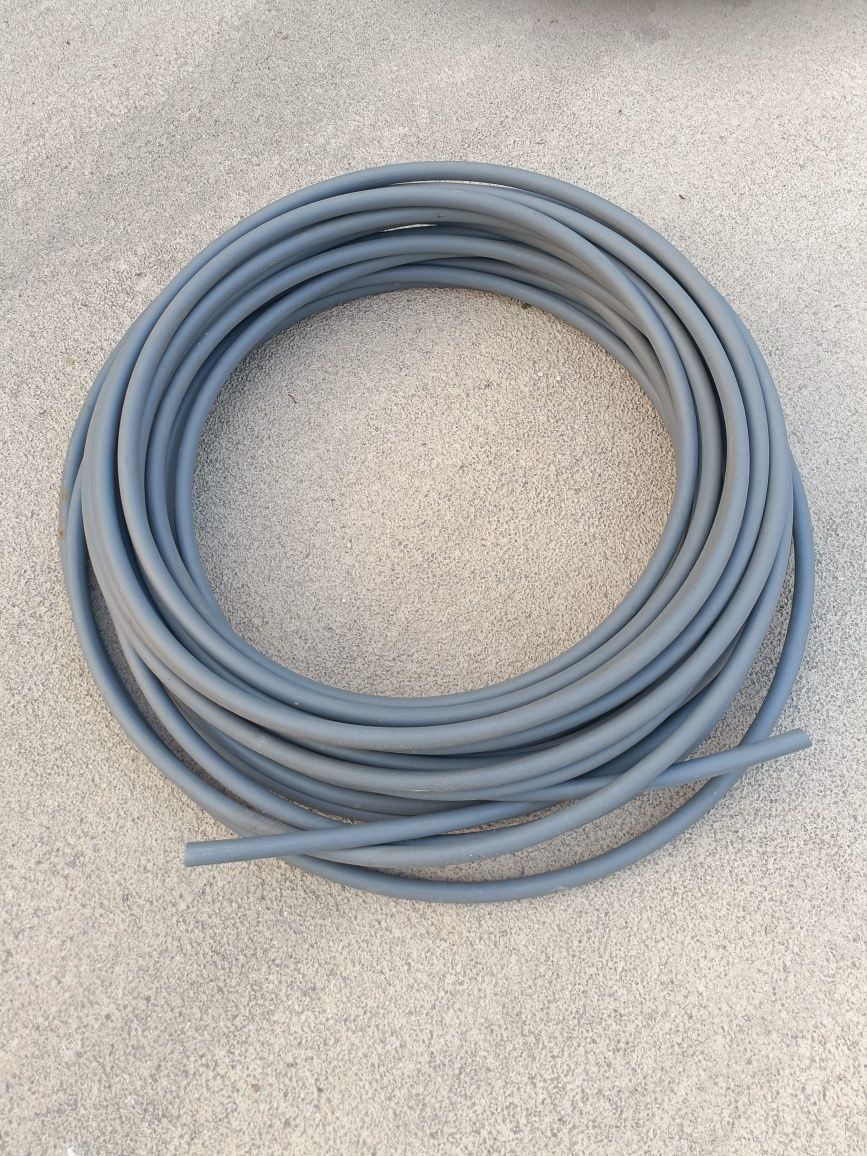 Tubo em PVC rígido