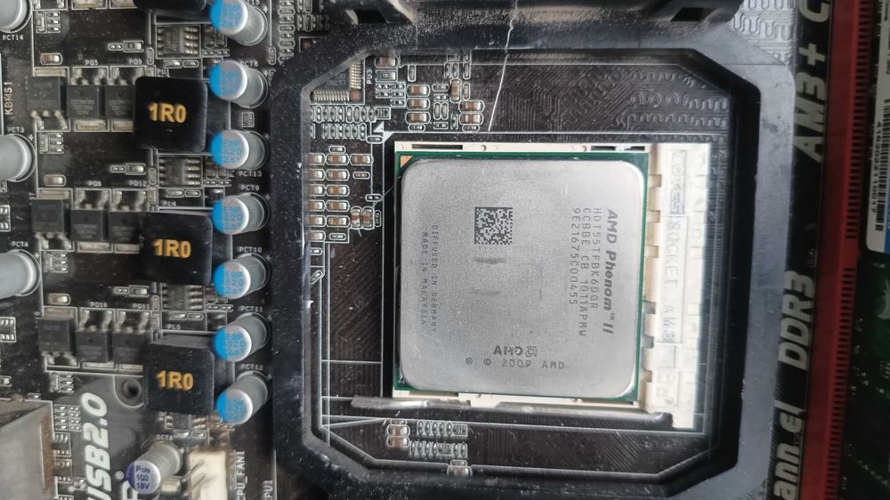 Комплект AMD Phenom II x6 1055T+Biostar TA770XE3+8Gb DDR3