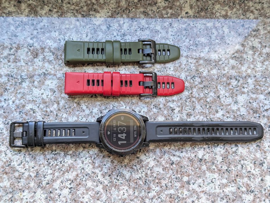 Garmin Fenix 7 Sapphire Solar + 2 paski