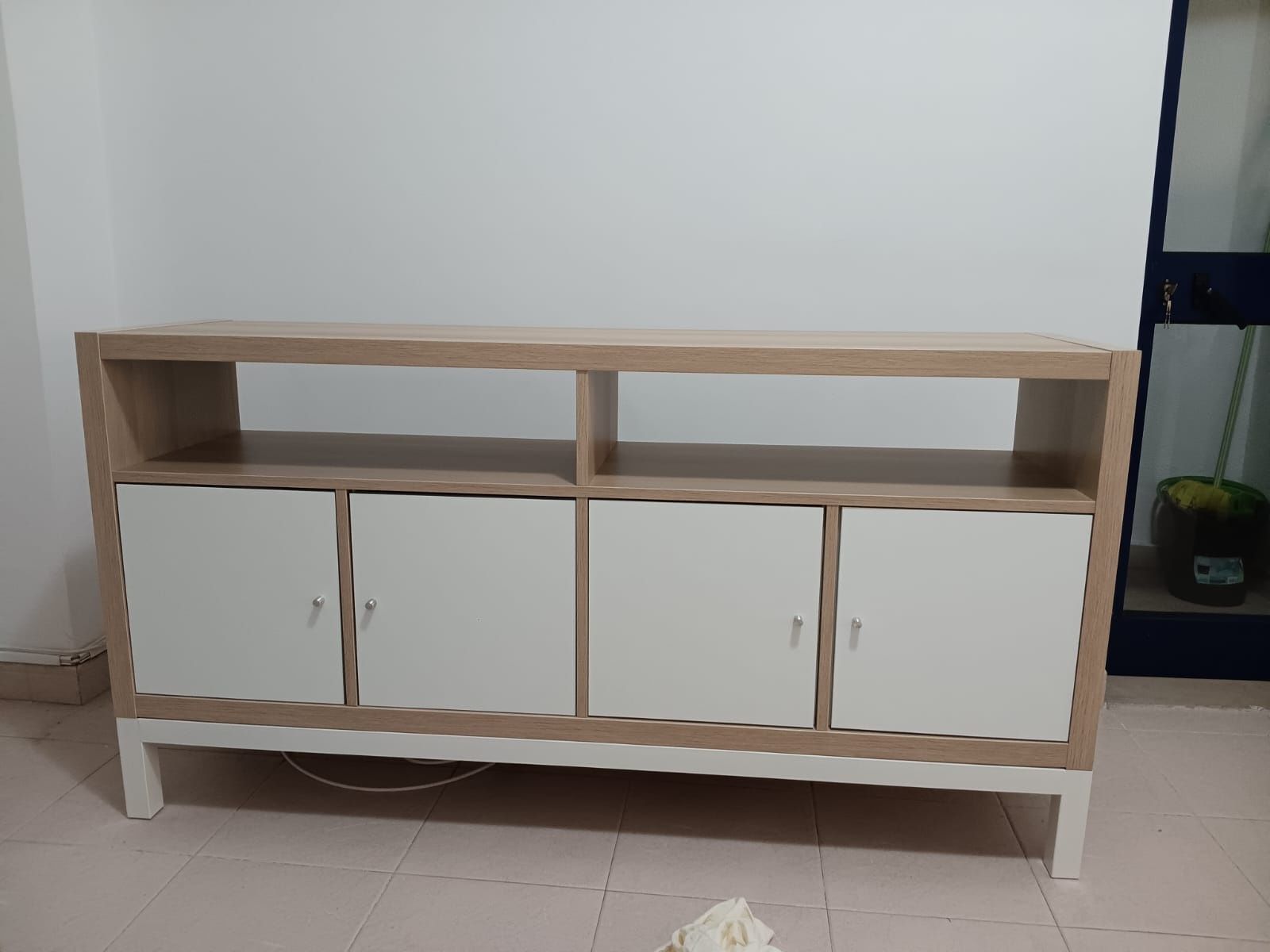 Móvel de sala para TV