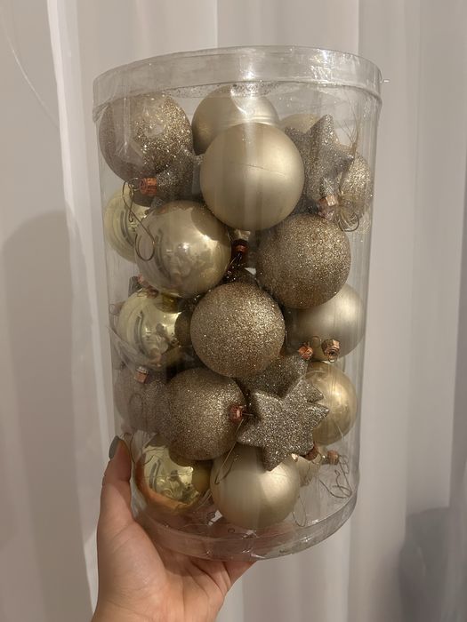 Komplet złotych bombek 48 szt. + gwiazda