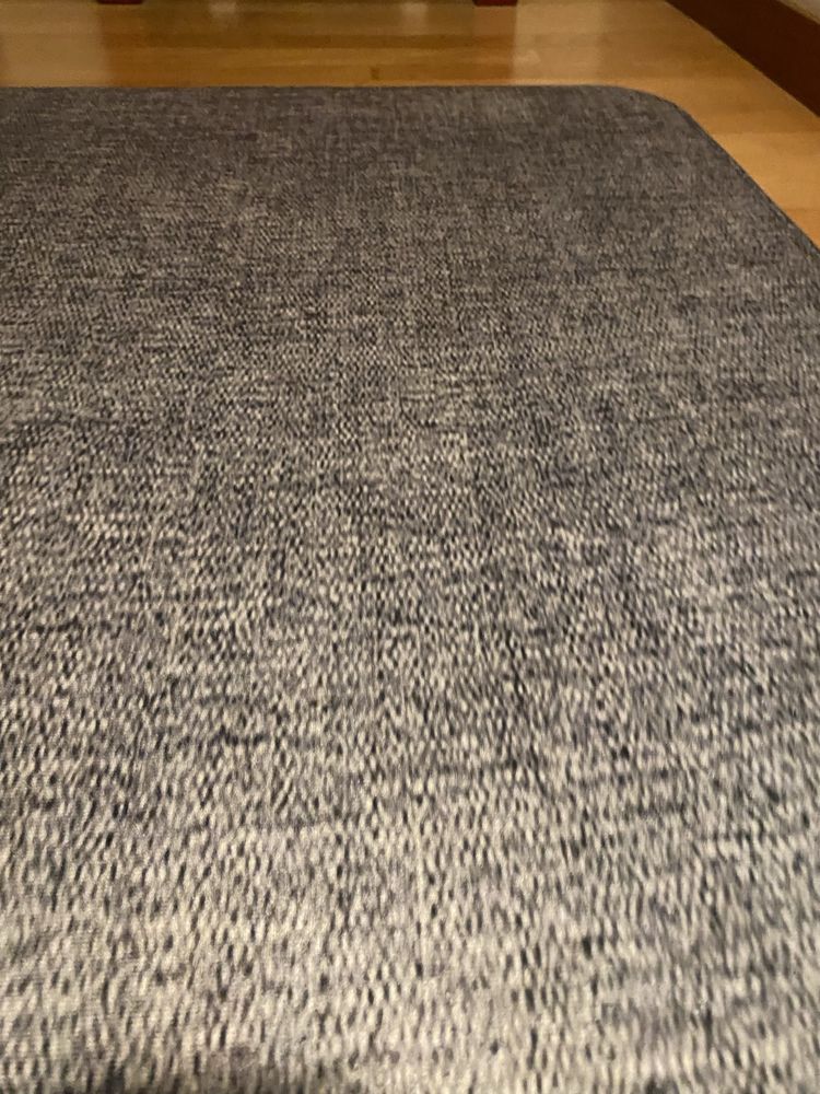 Taoete de quarto cinzento claro