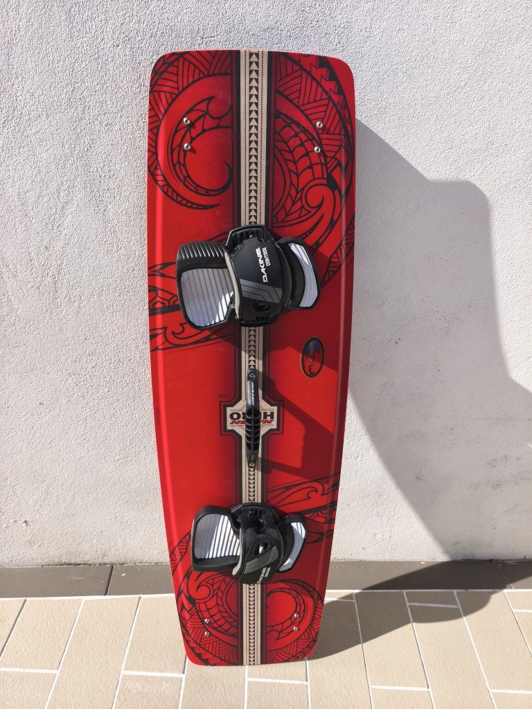 Prancha de kitesurf  135/42 modelo de 2023 igual a nova