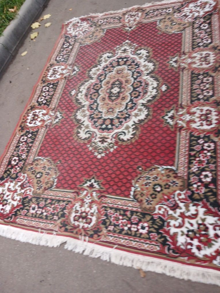 Ковёр 2/3 см в отличном