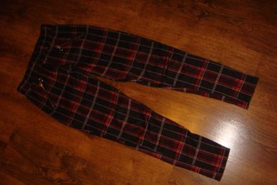 Spodnie dla dziewczynki 152-158 cm.
