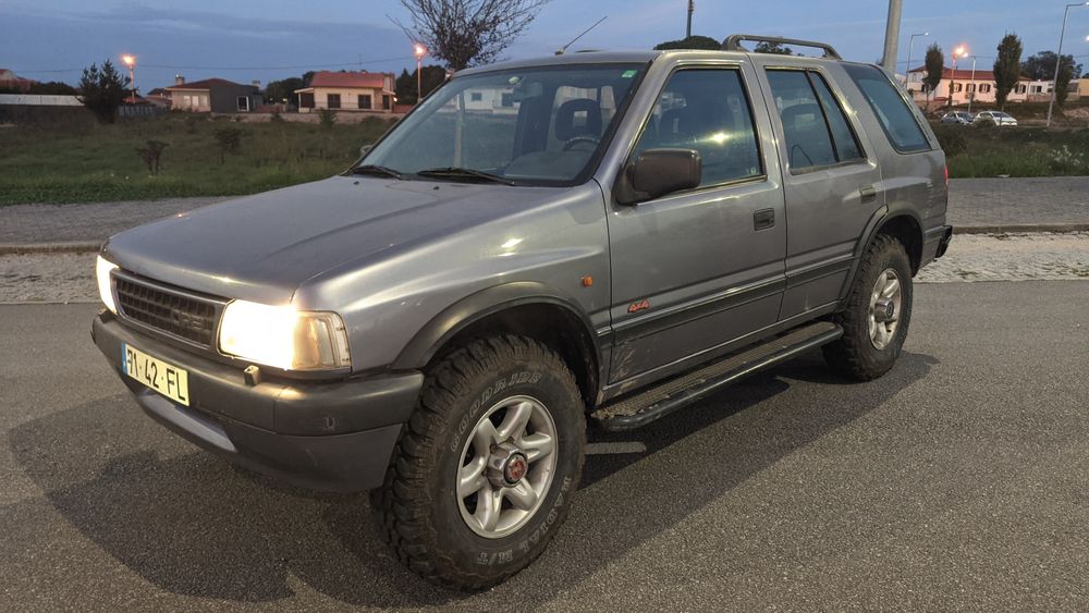 Opel Frontera 2.8