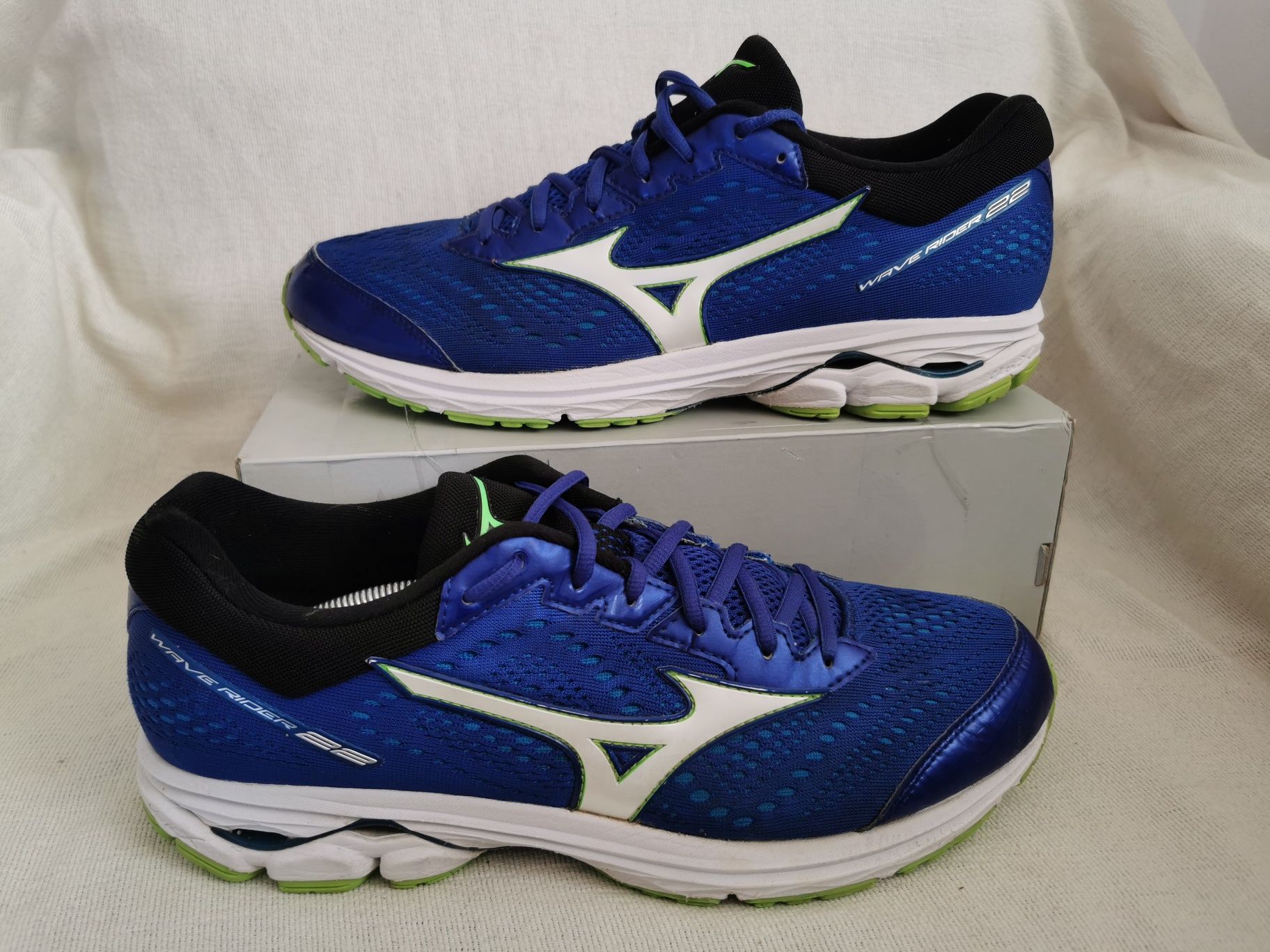 Mizuno Wave Rider 22 buty sportowe do biegania 46