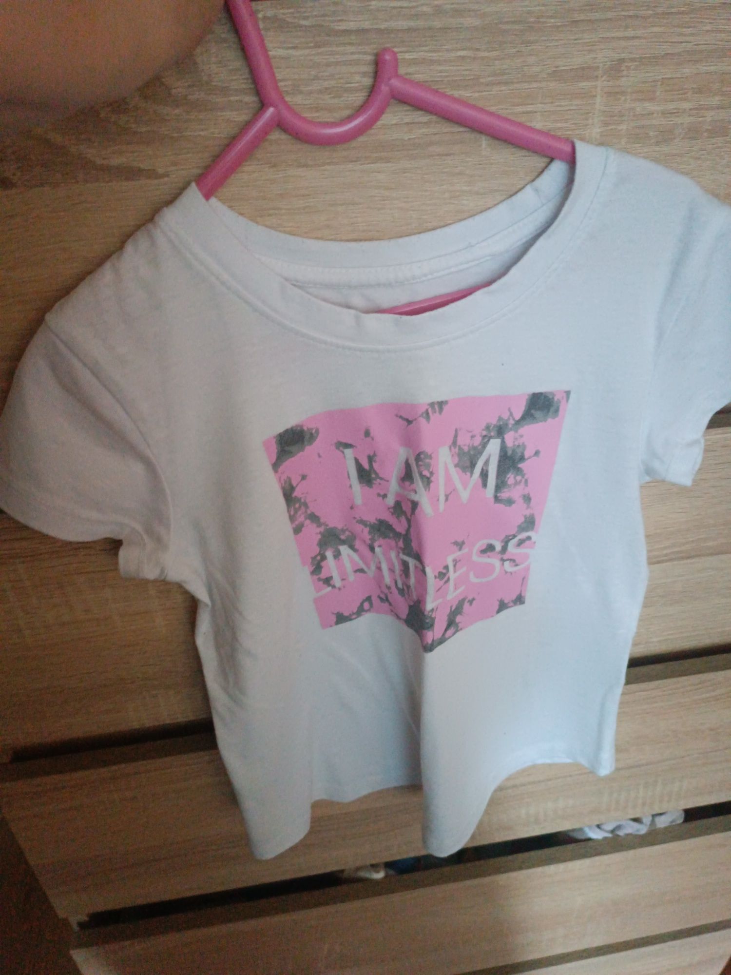 T-shirt Reebok dla dziewczynki rozmiar 128