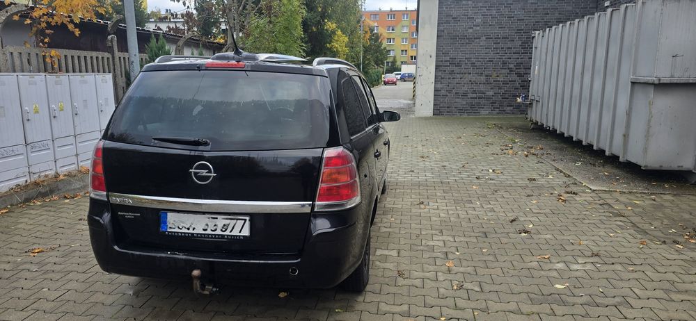 Opel Zafira B  2005r. 1.6 benzyna 7 osobowa
