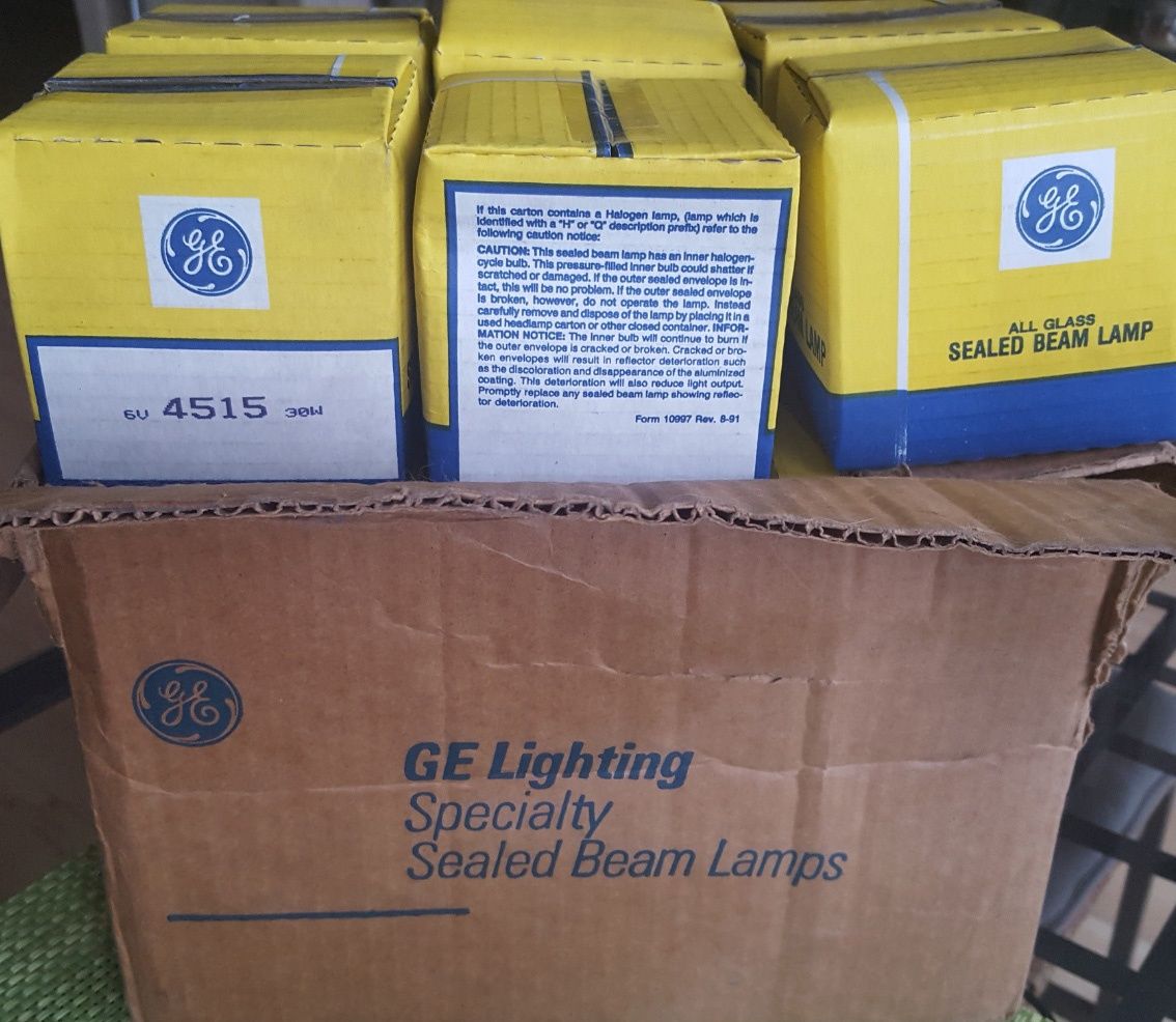 Лампа GE (General Electric), тип 4515, 6 В - 30 Вт. USA
