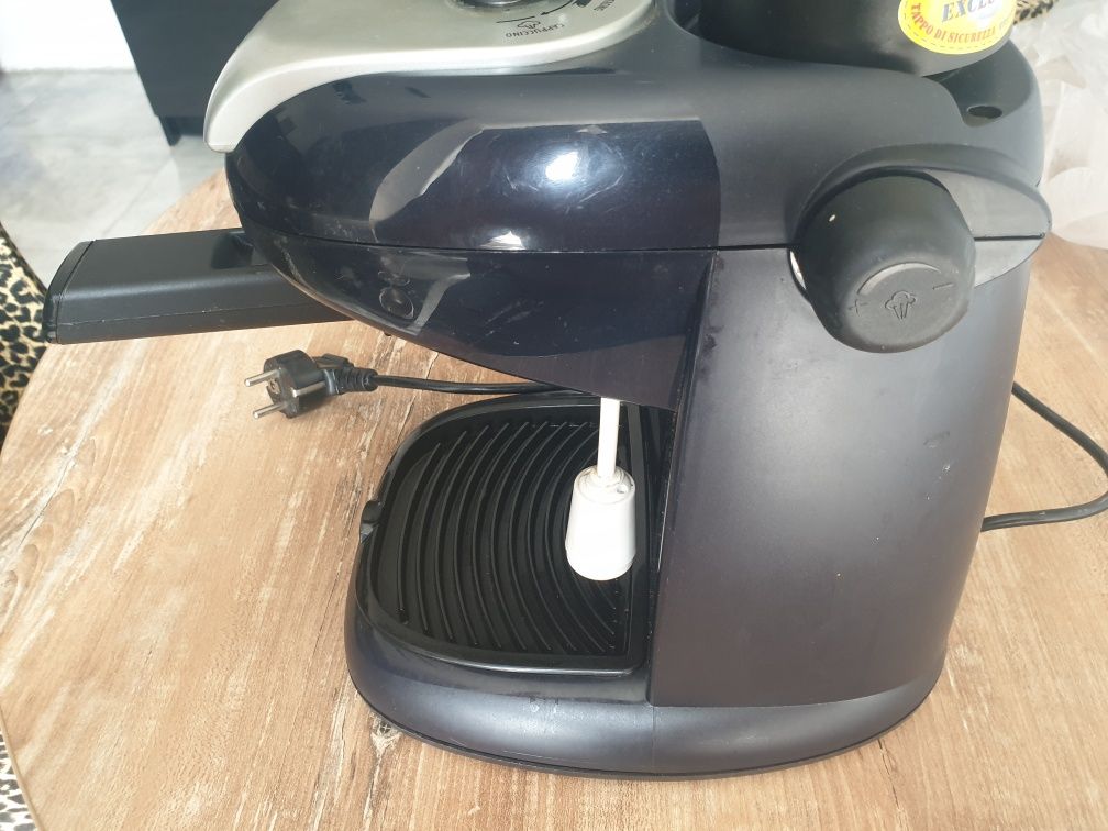 De longhi ec7, ekspres kolbowy.