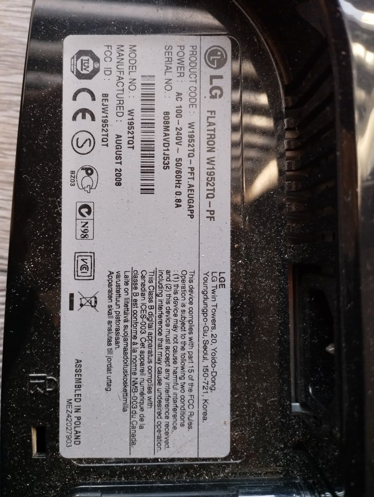 Monitor LG Flatron W1952TQ 19 cali