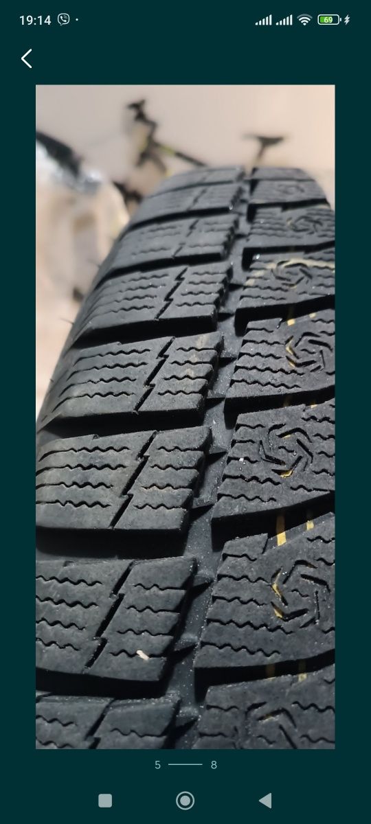 Продам комплект оригінальніих дисків з резиною.  265 / 50 / r 20