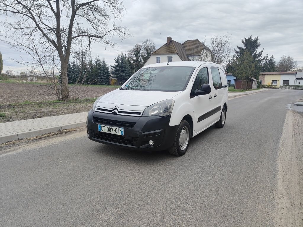 Citroen Berlingo 1,6hdi 3os klima/ Partner /2x drzwi boczne/ Super!