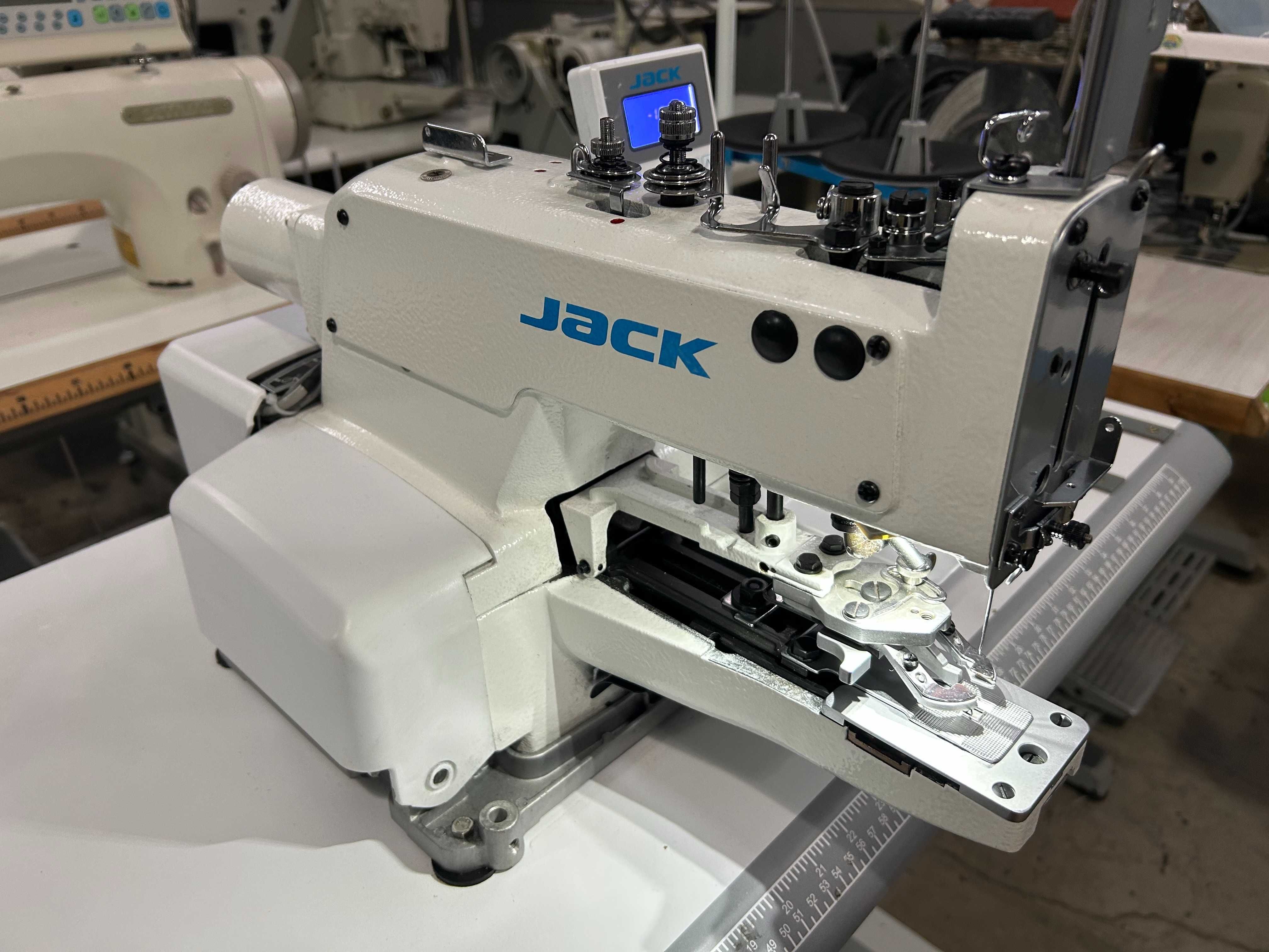 Máquina de pregar botões industrial JACK AHE59