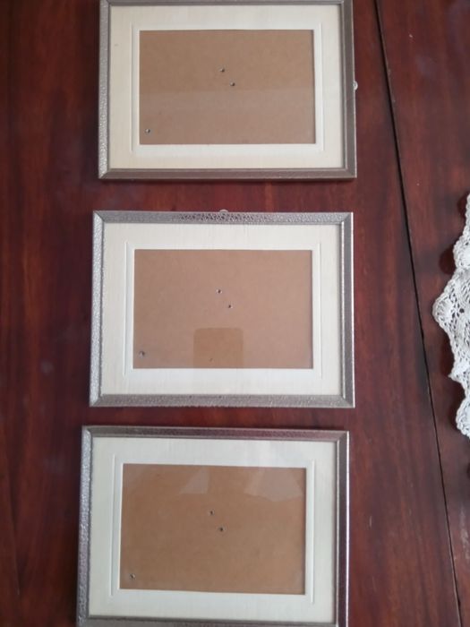 Trzy ramki na zdjęcia