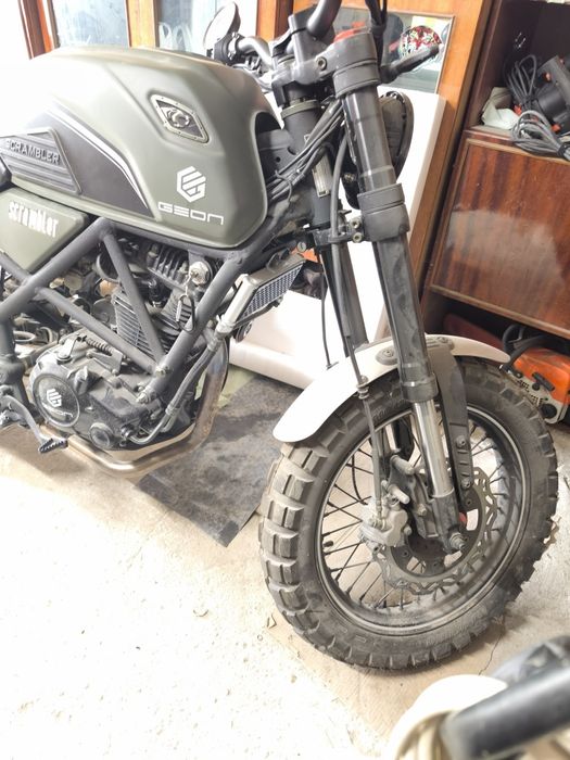 Продам мотоцикл Geon scrambler