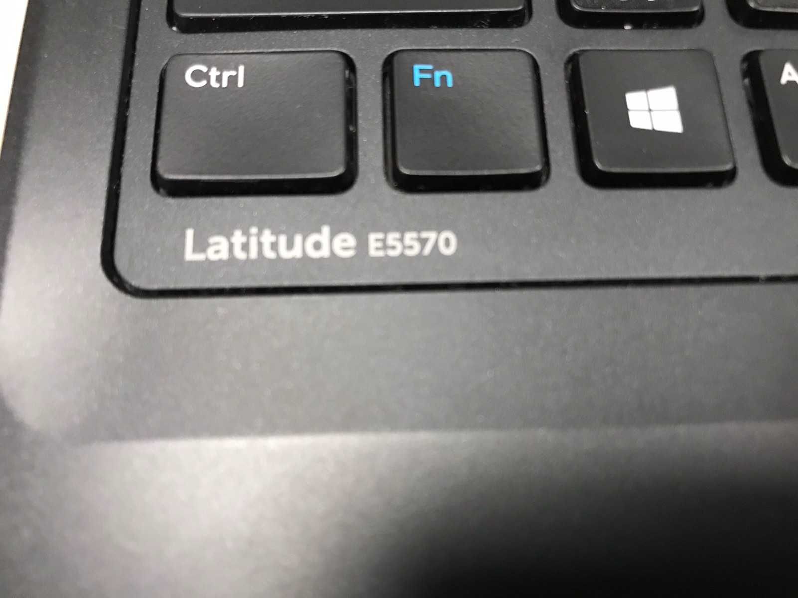 Ноутбук Dell Latitude E5570
