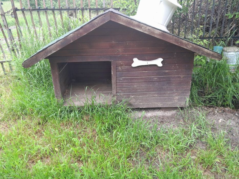 Duża buda dla psa drewno gont dwa pomieszczenia ocieplana