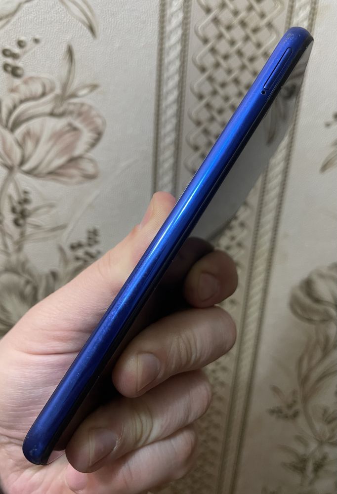 Мобильный телефон Xiaomi Redmi Note 8T 4+1/64gb б/у