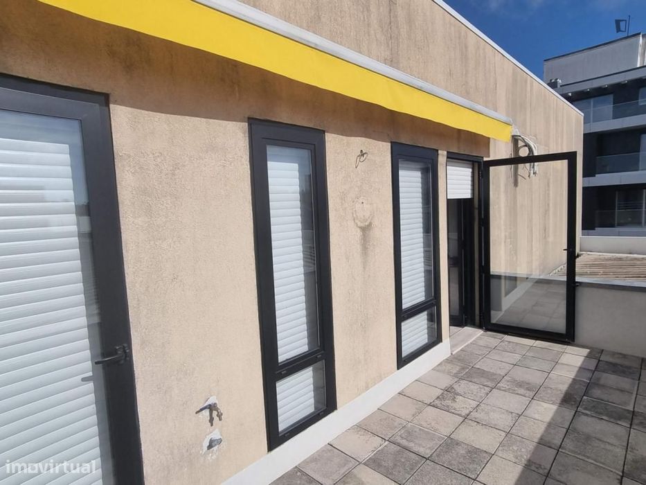 Quarto - localizado em Paranhos Porto