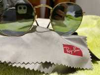 Óculos de sol Ray Ban novos com caixa e pano de limpar