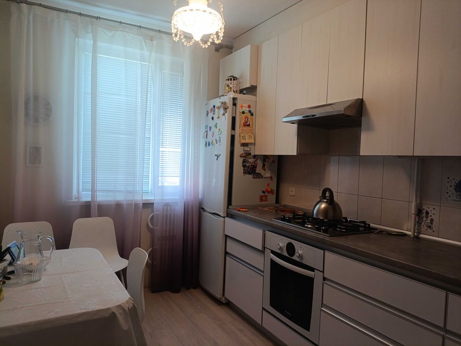 Сдам 2 квартиру Новая Бавария ул.П.Свинаренка, кап ремонт ц8000